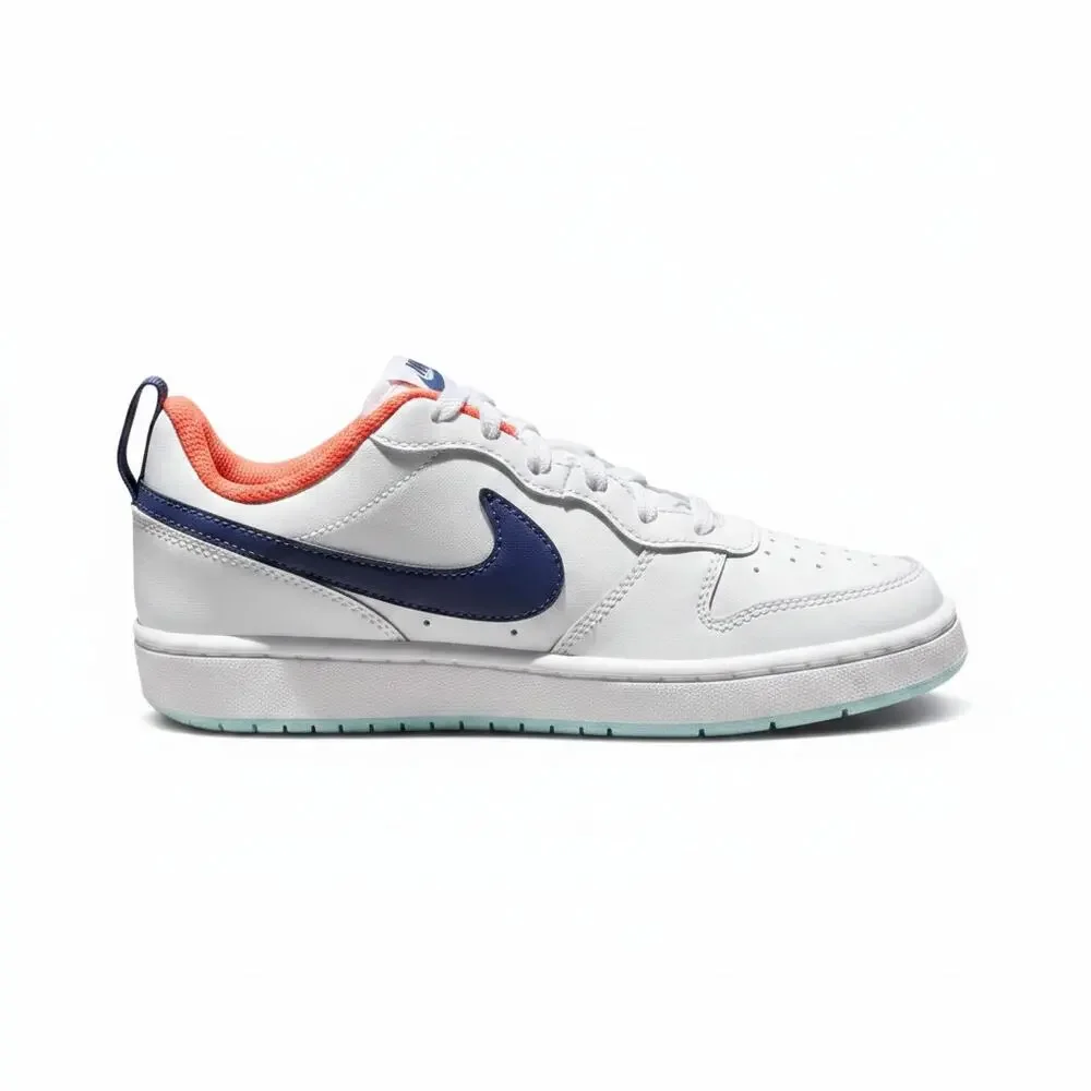 Nike kid court